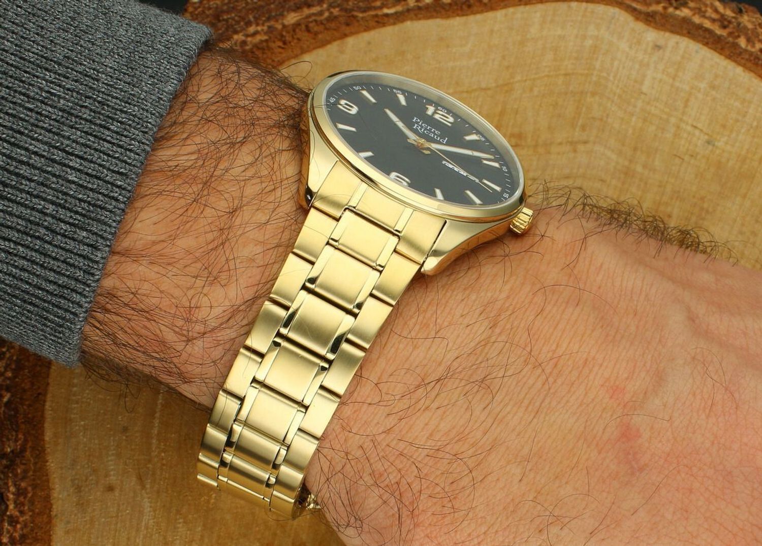 Zegarek męski Pierre Ricaud P91107.1154Q Gent Watch Classic – elegancki model w złotej powłoce PVD z czarną tarczą, szafirowym szkłem i mechanizmem Seiko Epson VX42. 1.jpg