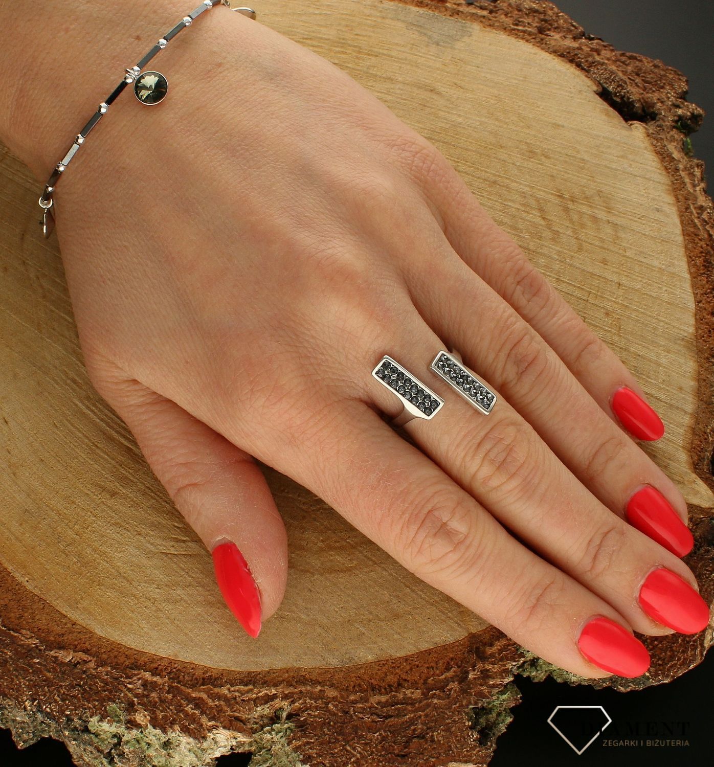 Pierścionek srebrny regulowany z kryształkami Silver Night PFMP1SN (2).jpg