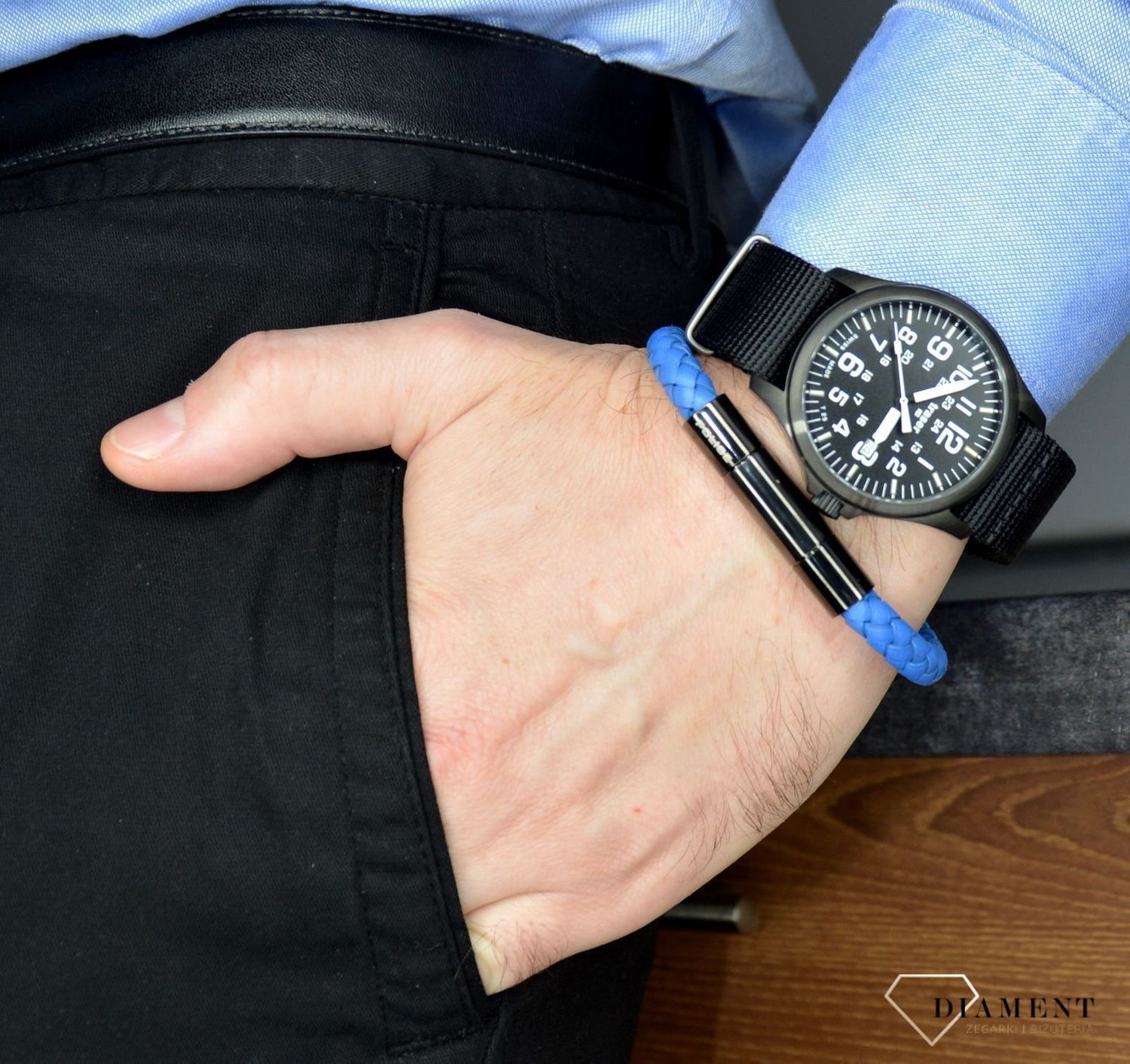 Biżuteria POLICE, bransoletka męska 'Wytrzymały ponad siły' PJ.26492BLN-01.Niebieska, męska bransoleta firmy POLICE. Biżuteria z kolekcji męskiej to odpowiedź na 11.jpg