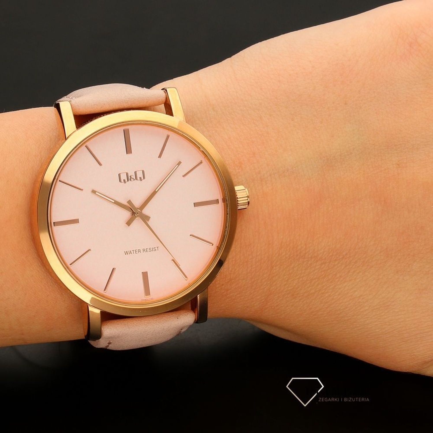 Zegarek damski Q&Q Fashion Q892-122.jpg