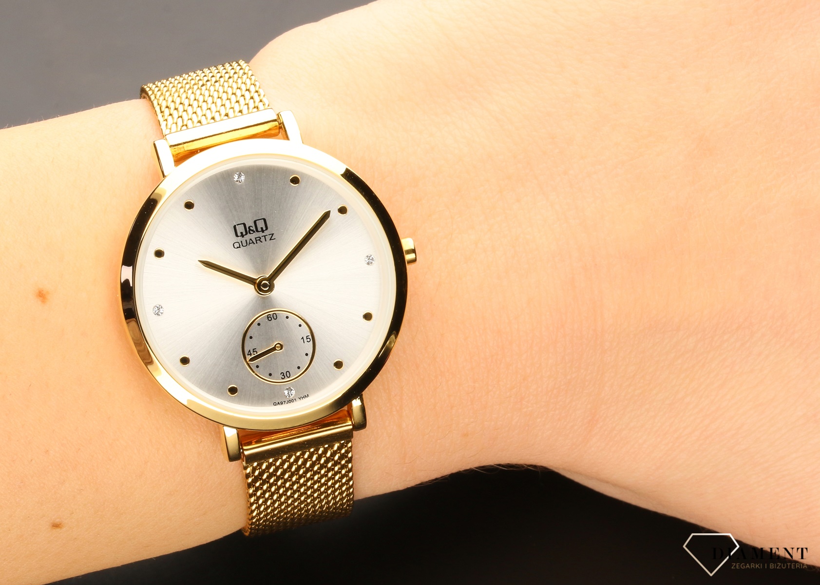 Damski zegarek Q&Q QA97-001 (1).jpg