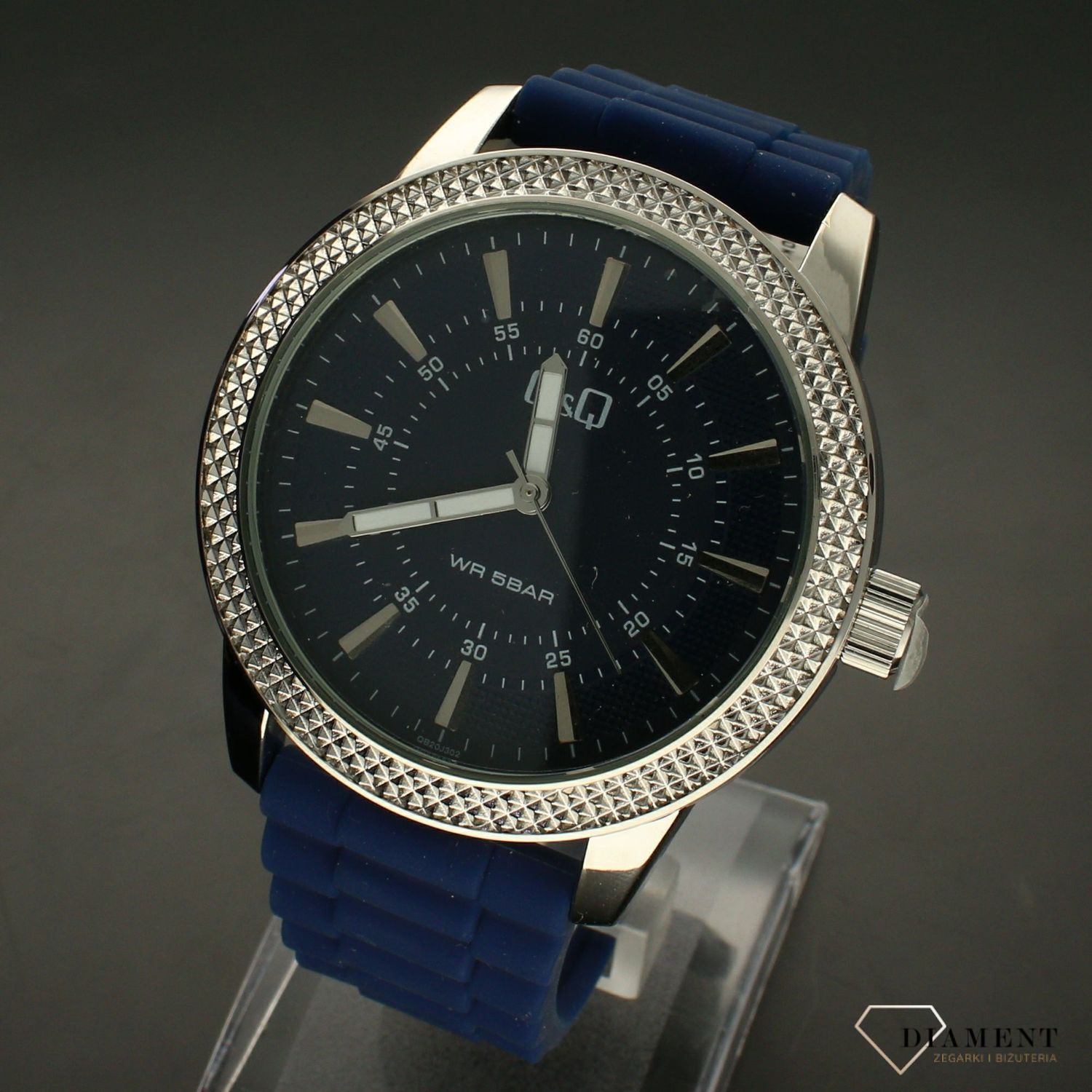 Zegarek męski sportowy QQ na granatowym pasku QB20-302.jpg