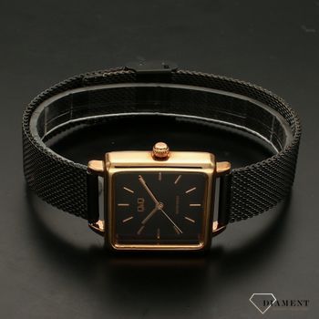 Zegarek damski na bransolecie w kolorze czarnym a koperta pozłacana. Zegarek QQ Fashion QB51-402 (4).jpg