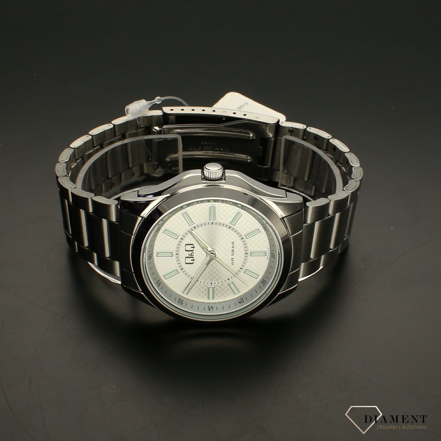 Zegarek męski QQ na bransolecie QB54-201.  Zegarki męskie na bransolecie✓ Wymarzony prezent ✓Prezent dla taty z grawerem✓ Prezent z grawerem✓ Autoryzowany sklep. ✓Grawer 0zł ✓Gratis Kurier 24h ✓Zwrot 30 dni.jpg