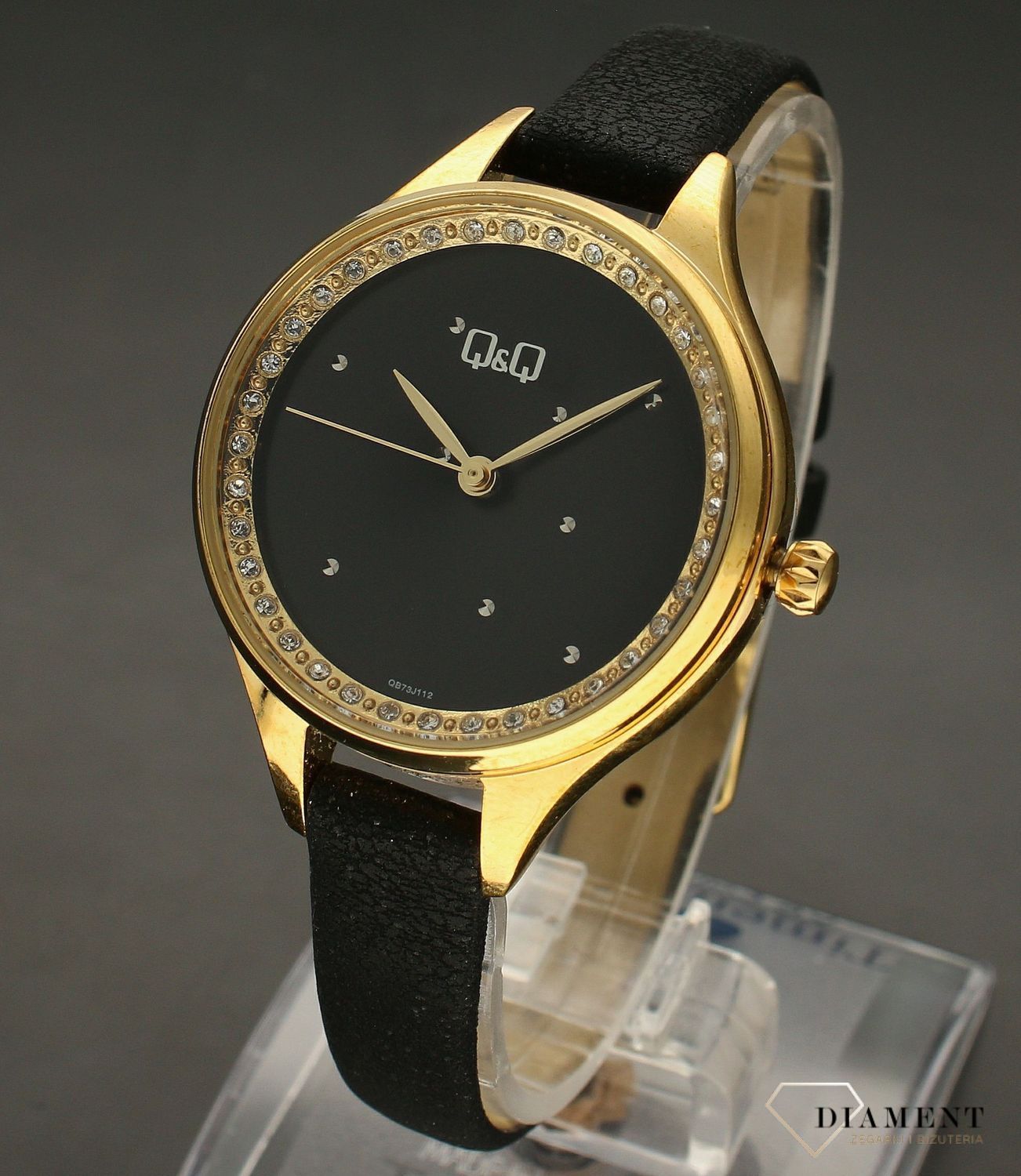 Zegarek damski biżuteryjny QQ QB73-112. Zegarek na pasku. Zegarek z cyrkoniami. Zegarek w złotym kolorze. Zegarek idealny na prezent. Idealny pomysł na prezent dla kobiety.  (3).jpg
