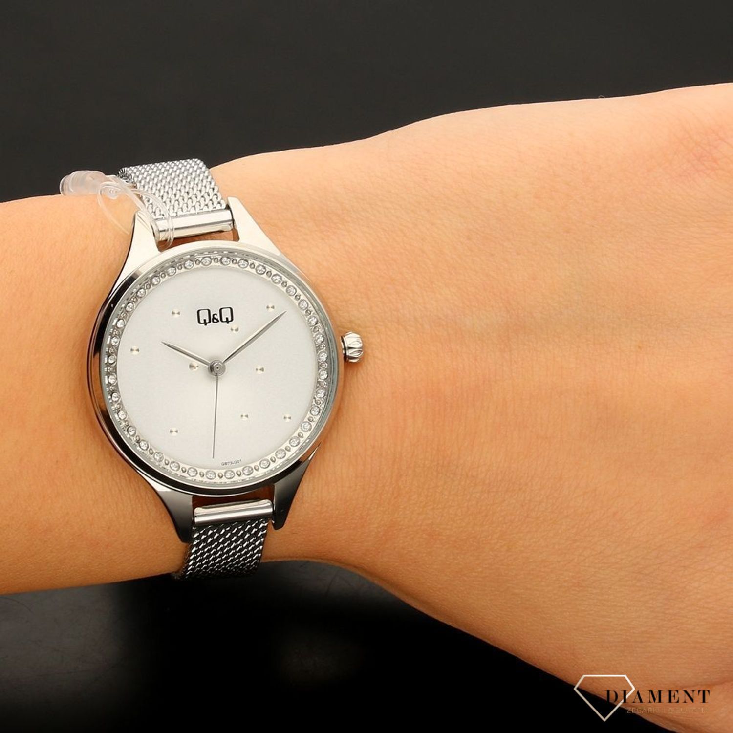 Zegarek damski Q&Q Fashion QB73-201 (1).jpg