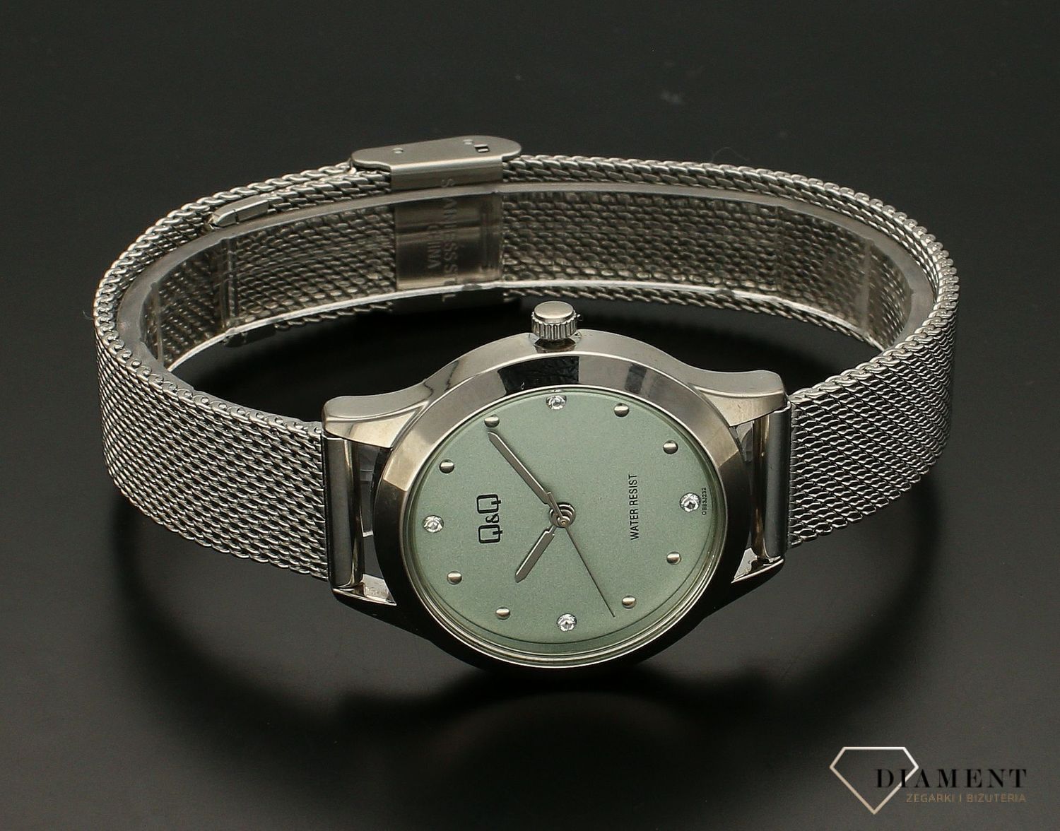 Zegarek damski na bransolecie QQ QB83-232. Zegarek na bransolecie w srebrnym kolorze. Zegarek z zieloną tarcza. Elegancki zegarek damski. Zegarek QQ damski. Zegarek dla kobiety (3).jpg