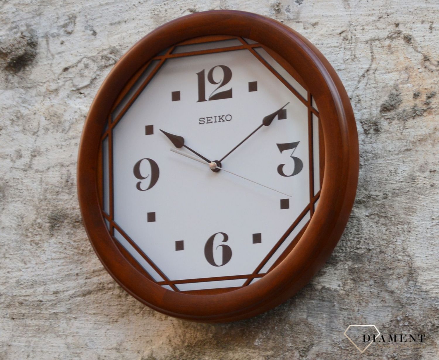 Zegar do salonu na ścianę SEIKO to zegar drewniany. To idealny prezent marzeń. Zegar to wyjątkowy prezent na każdą okazję.Możesz u Nas kupić  prezent na każdą.JPG