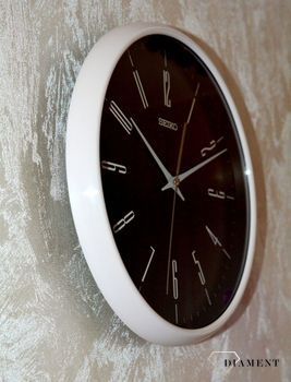 Zegar ścienny SEIKO 30 cm QXA786H Czarny. Zegar na ścianę do salonu Seiko QXA786H .Czarno biały zegar. Czarne dodatki do domu (1).JPG