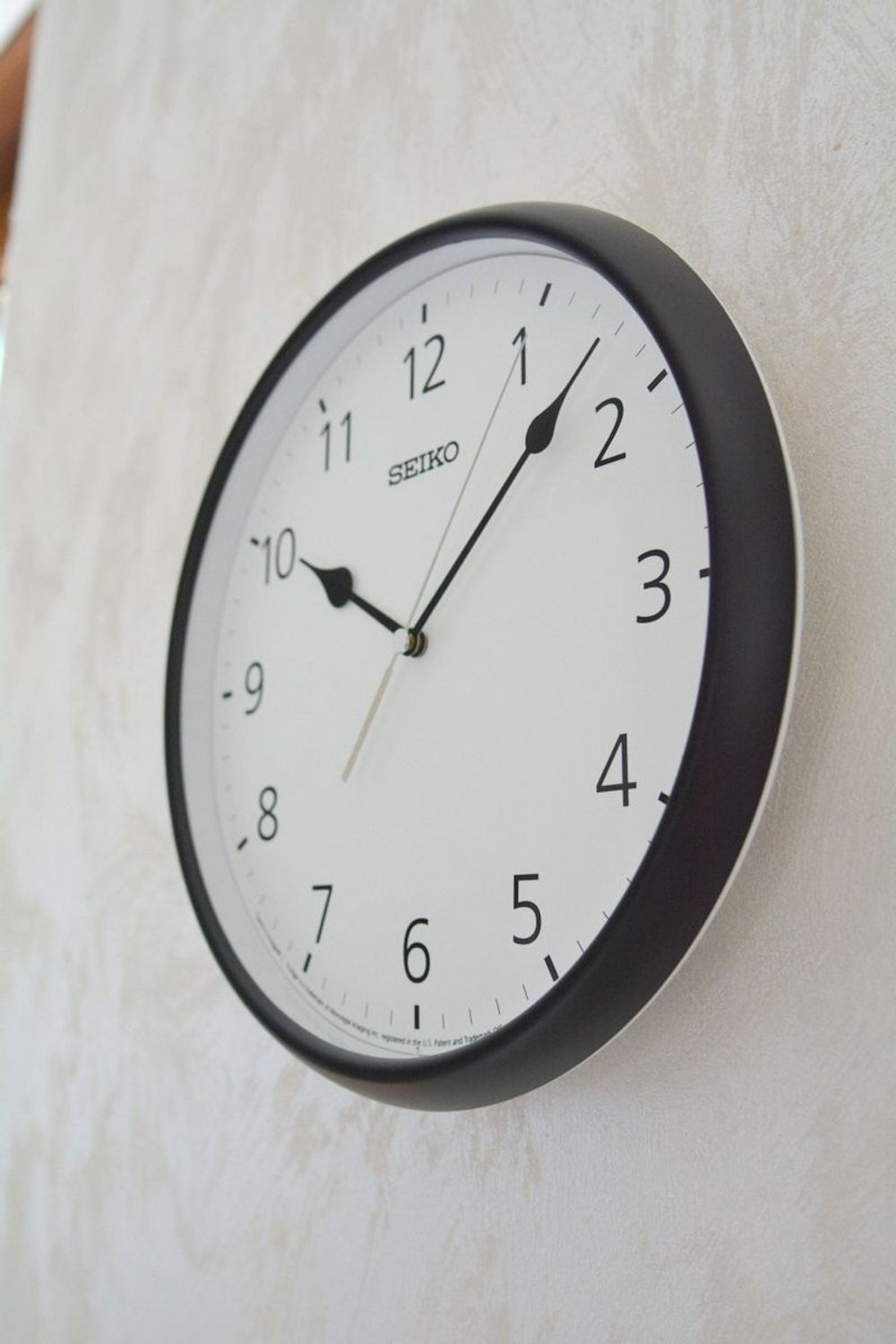 CZYTELNY-ZEGAR-SEIKO-DECORATOR-QXA796K-28-cm-Typ-scienny-001.jpg