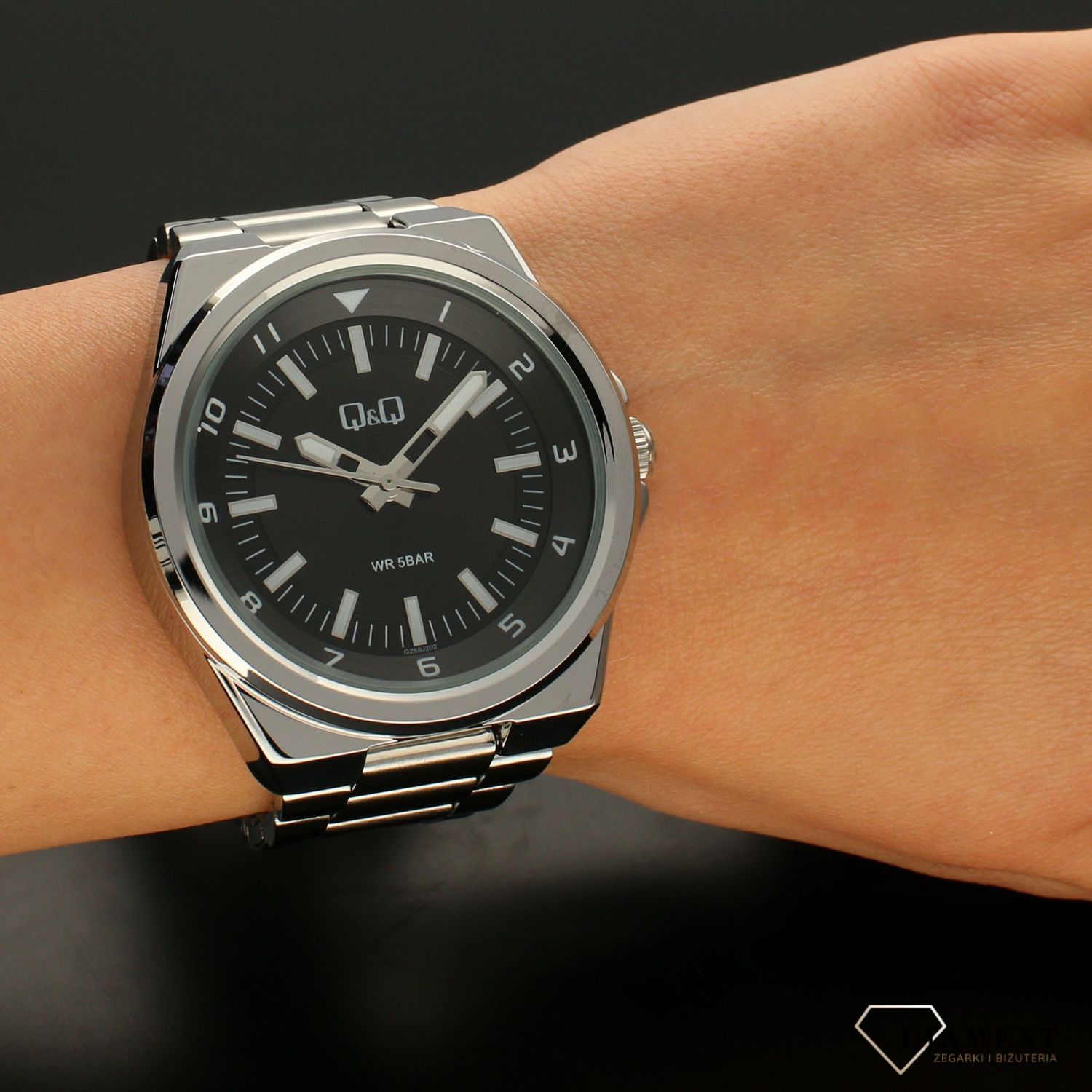 Zegarek męski QQ na bransolecie QZ68-202⌚ Zegarki męskie z bransoletą✓ Wymarzony prezent ✓Prezent dla taty z grawerem✓ Prezent z grawerem✓ Autoryzowany sklep ✓Grawer 0zł ✓Gratis Kurier 24h ✓Zwrot 30 dni ✓Gwarancja naj.jpg