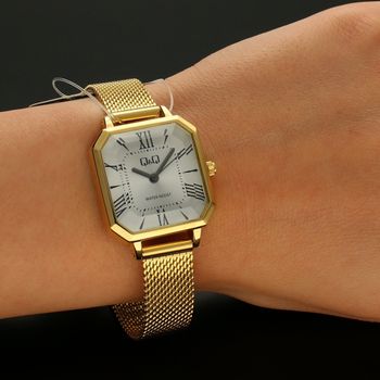 Zegarek damski na bransolecie 'Złoty prostokąt' QZ73-007 w kształcie prostokątnym z bransoletą typu mech ⌚  (5).jpg