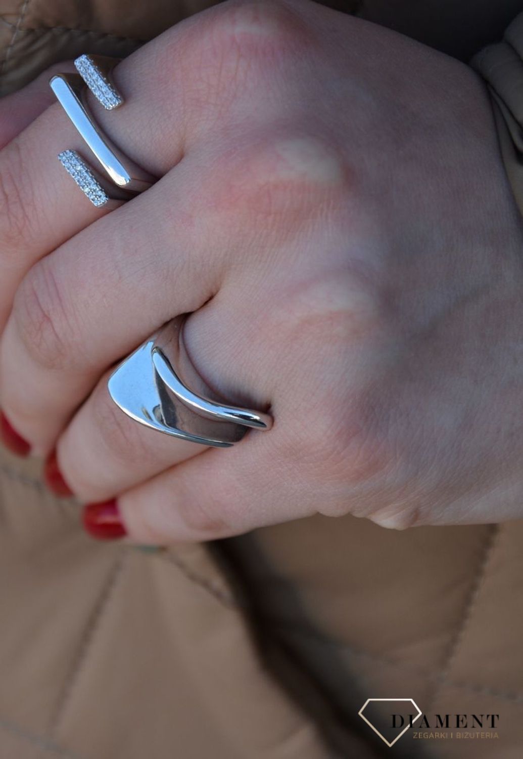 Pierścionek srebrny z cyrkoniami LineArgent 'Drogocenne srebro' R-15969-W.jpg