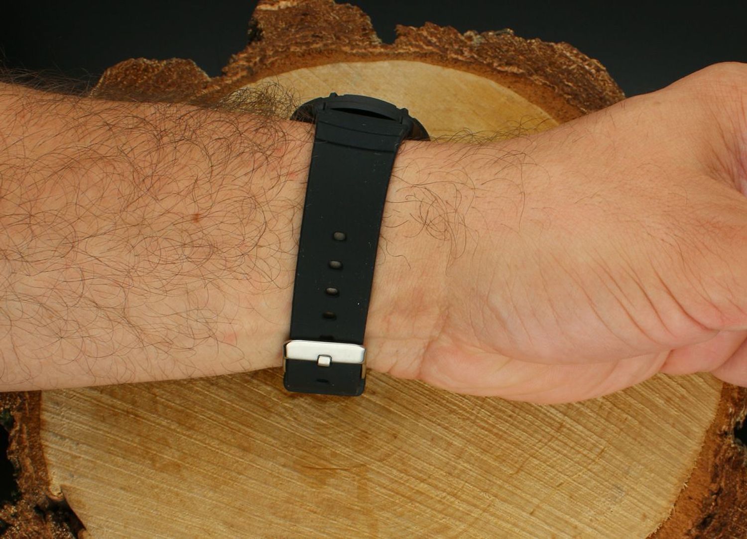 Zegarek dziecięcy Lorus R2309QX9 – sportowy, wodoodporny, podświetlenie LED.jpg