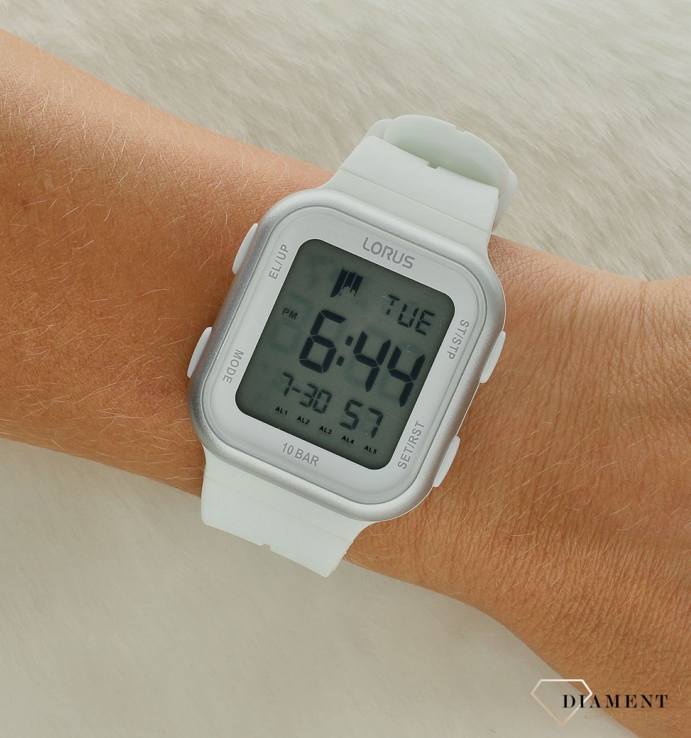 Zegarek Lorus elektroniczny sportowy na białym pasku R2355PX9.jpg