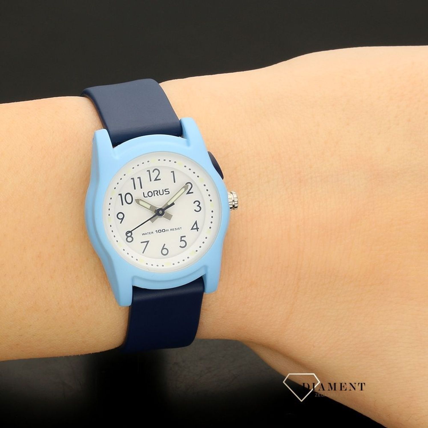 Dziecięcy zegarek Lorus Sport R2385MX9.jpg