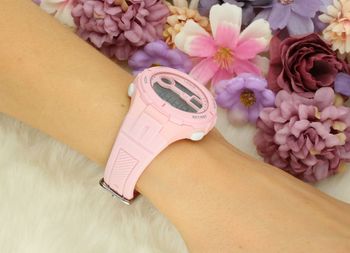 Zegarek dziecięcy Lorus R2387PX9 w kolorze różowym – wodoodporny (100M), z funkcją stopera, timera, alarmu, podświetleniem i trybem Dual Time. Idealny dla aktywnych dzieci (3).jpg