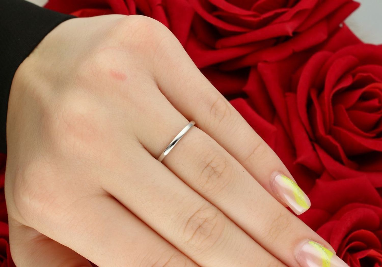 Złoty pierścionek z diamentem „Subtelna Elegancja”  Białe złoto 585  R38215W.jpg