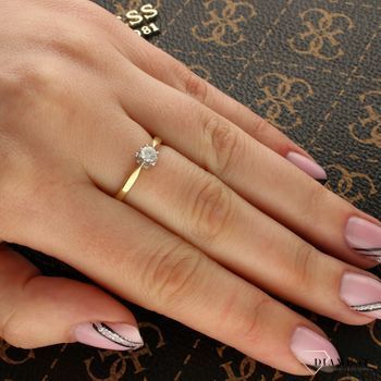 Złoty pierścionek z Diamentem  Diament w białym złocie  585 DIAMENT R39806TT.jpg