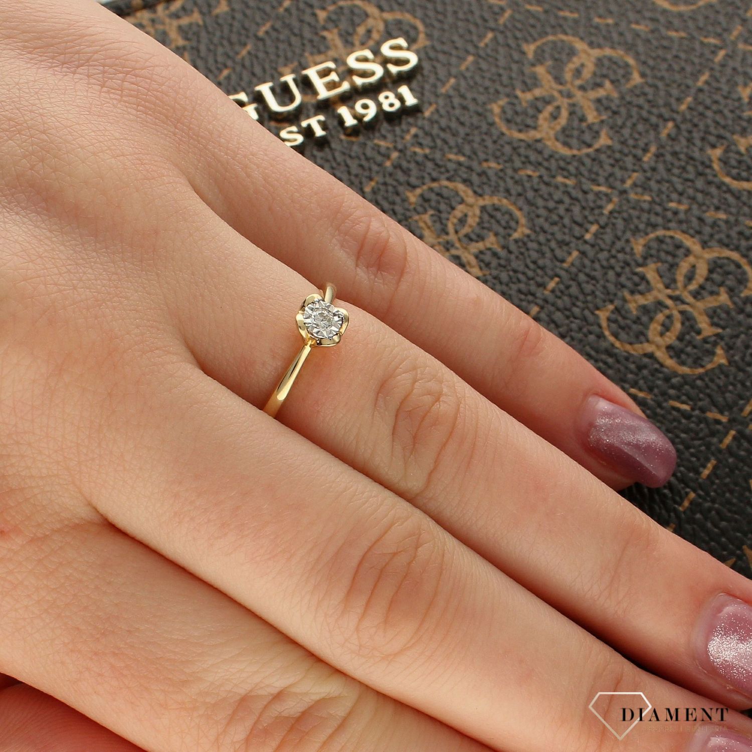 Złoty Pierścionek z Diamentem „Oprawa Serca” 585  Żółte Złoto  Rozmiar 13.jpg