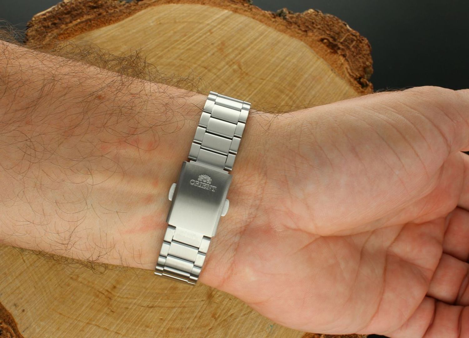 Zegarek Orient NEO 70’s Revival RA-AA0B03L39B Automatic Męski Granatowa Tarcza.jpg