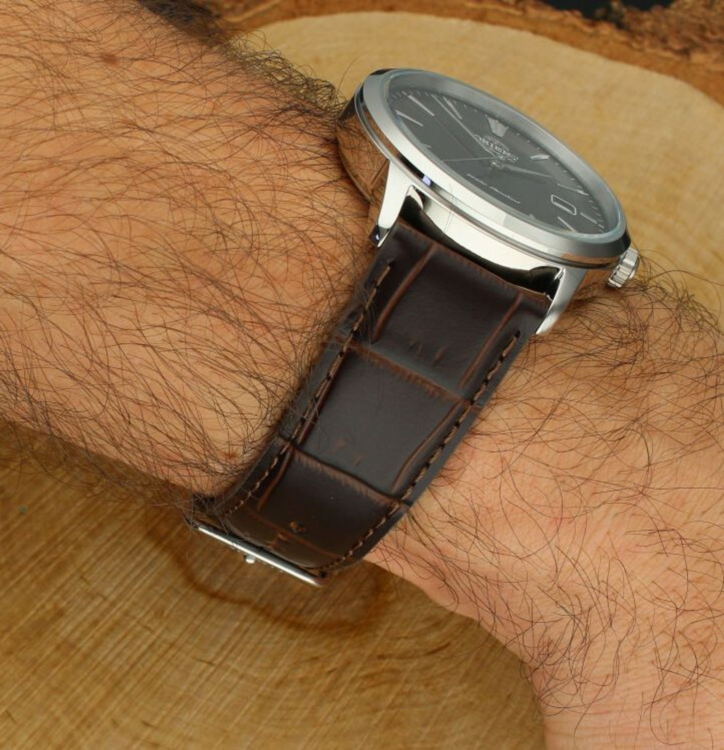 Orient RA-AC0F17Y30B – automatyczny zegarek na skórzanym pasku, brązowa tarcza.jpg