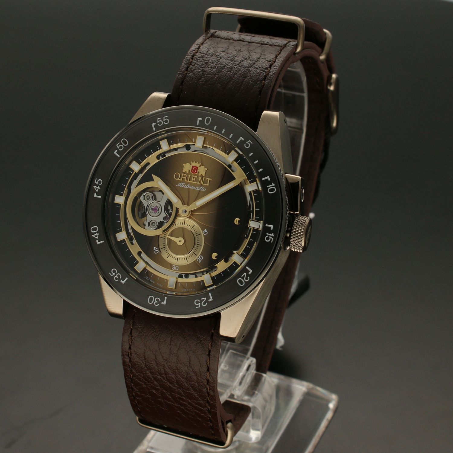 Zegarek męski  Orient Retro Future Camera 70th Anniversary Limited Edition RA-AR0204G00B.jpg