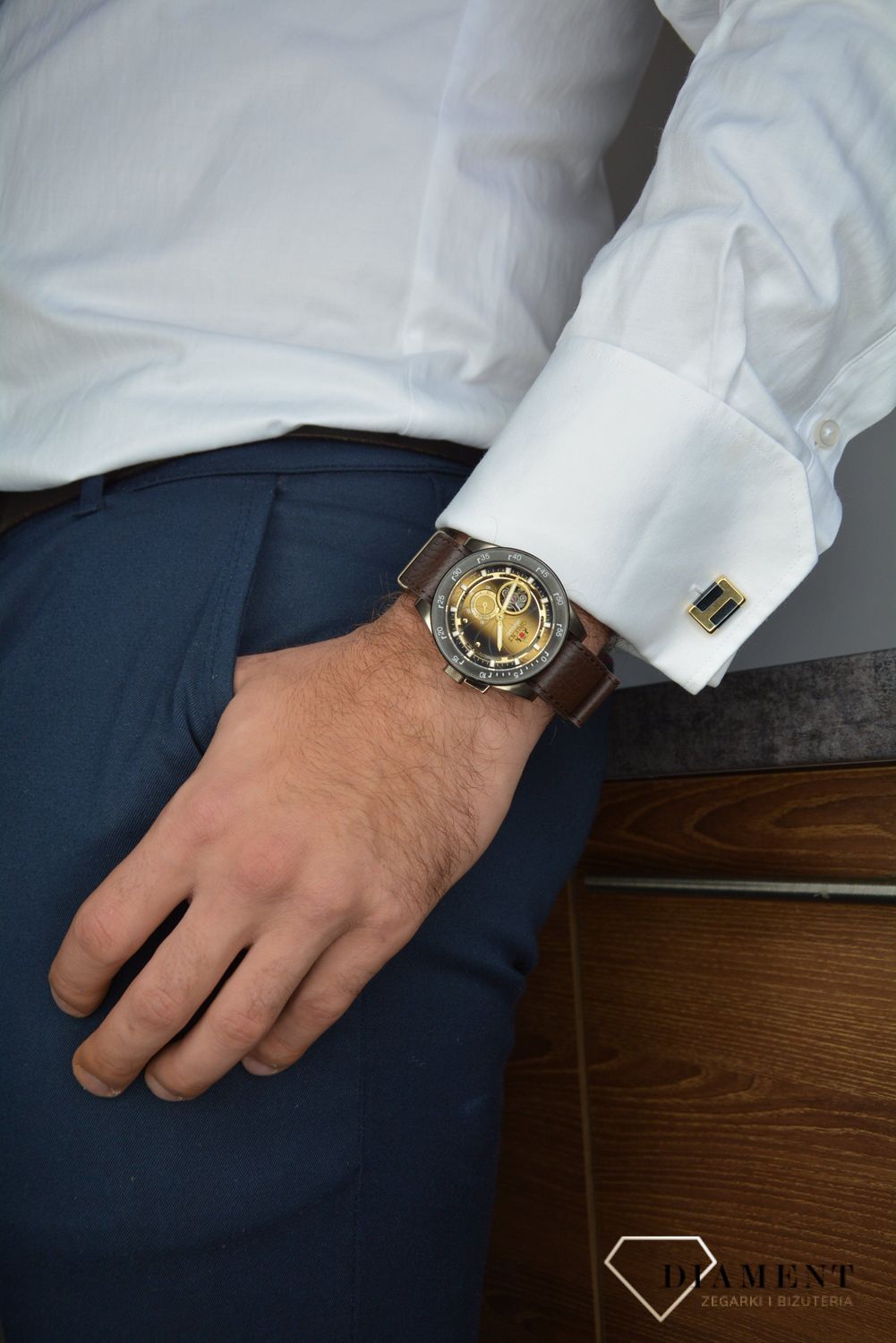 Zegarek męski  Orient Retro Future Camera 70th Anniversary Limited Edition RA-AR0204G00B.jpg