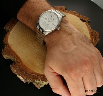 Zegarek męski Orient 'Biała Patelnia' RA-BA0004S10B. Męski zegarek Orient na bransolecie RA-BA0004S10B popularnie nazywany patelnią to model mechanicznego zegarka wyposażony dodatkowo w urządzenie nazywane automatycznym nacią (1).jpg