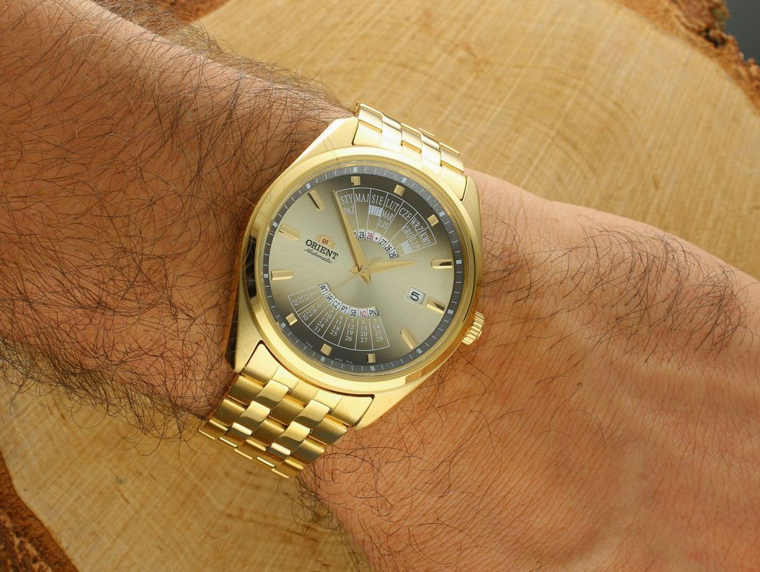 Zegarek Orient Gent Automatic Multi-Year Calendar Poland Edition RA-BA0007G3YB. Mechanizm automatyczny, koperta stal 316L 43 mm, bransoleta złota stalowa, 1.jpg