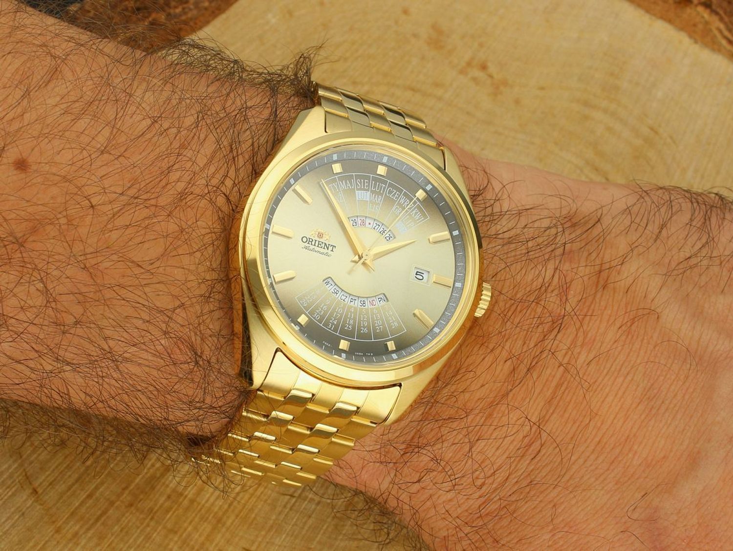 Zegarek Orient Gent Automatic Multi-Year Calendar Poland Edition RA-BA0007G3YB. Mechanizm automatyczny, koperta stal 316L 43 mm, bransoleta złota stalowa, 1.jpg