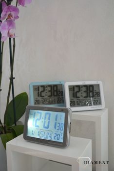 Biały czytelny budzik z funkcja alarmu, termometru. Duży, czytelny podświetlany wyświetlacz.Termometr -pomiar temperatury wewnętrznej (3).JPG