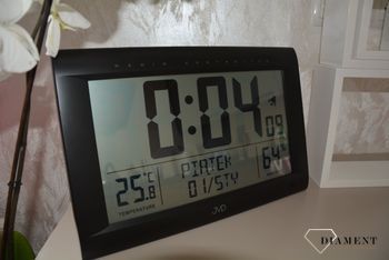 Zegar z wyświetlaczem wyposażony w funkcje alarmu, datownikiem, termometrem oraz higrometr. Zegar ścienny zasilany na baterię. Zegar na ścianę i na biurko (9).JPG
