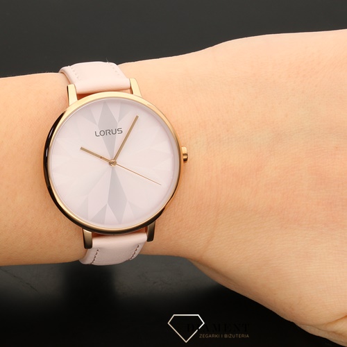 zegarek-damski-lorus-fashion-rg202px9-1.jpg