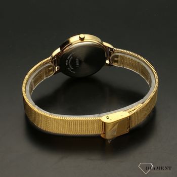 Zegarek damski LORUS Classic złoty RG214QX9. Zegarek damski zachowany w złotej kolorystyce. Tracza zegarka w srebrnej tarczy z indeksami w postaci cyrkonii. Złoty zegarek damski. Idealny pomysł na prezent (5).jpg