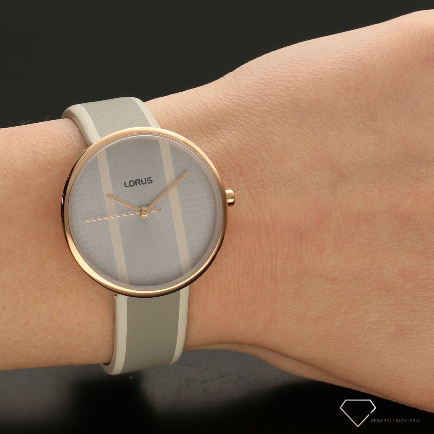 Zegarek damski Lorus RG218RX9.jpg