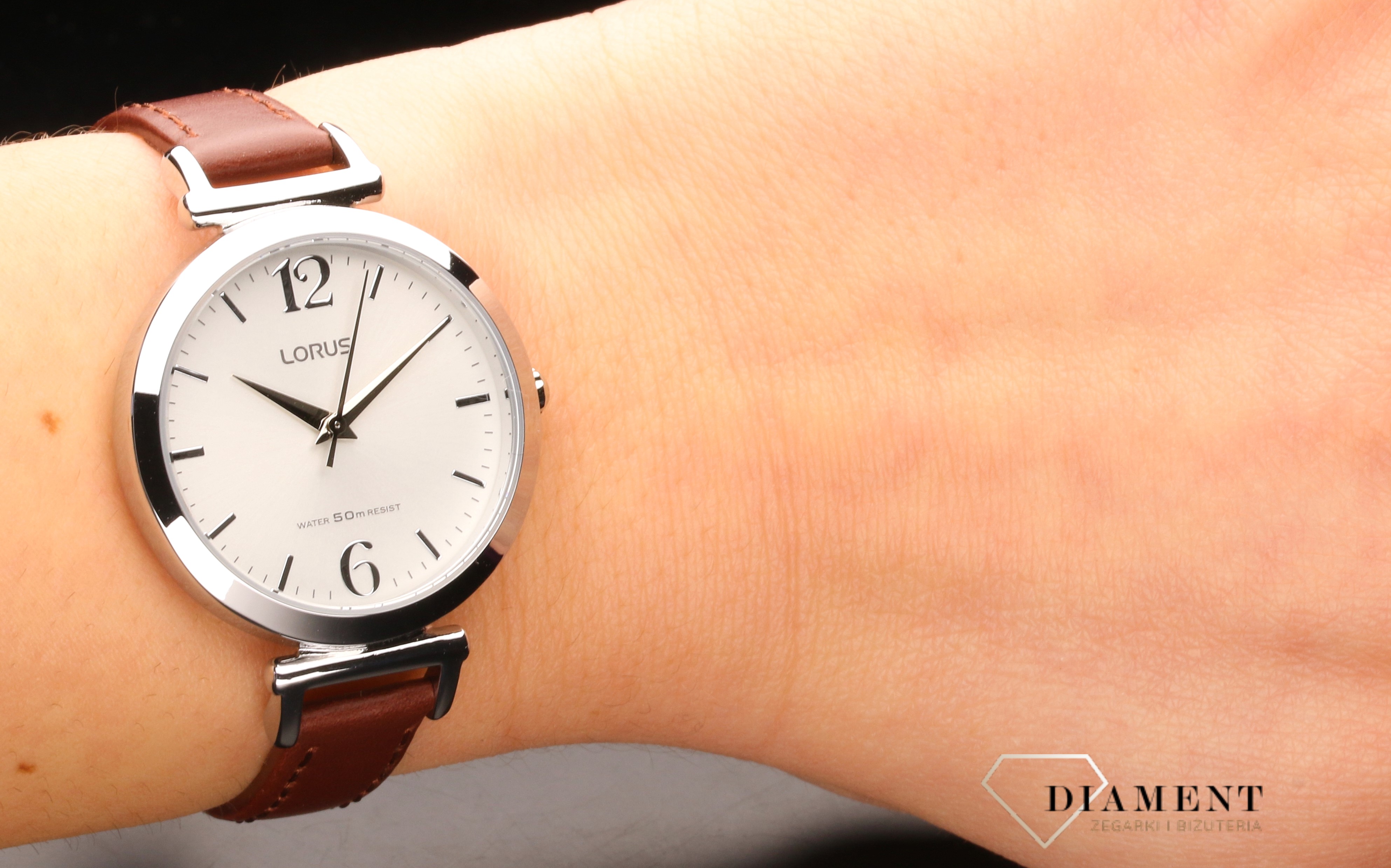 Damski zegarek Lorus Biżuteryjny RG229NX9.jpg