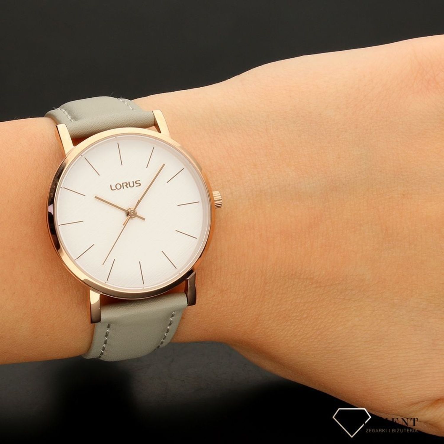 Zegarek damski Lorus Classic RG234PX9.jpg