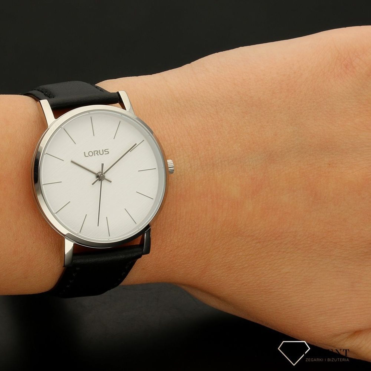Zegarek damski Lorus Classic RG239PX9.jpg