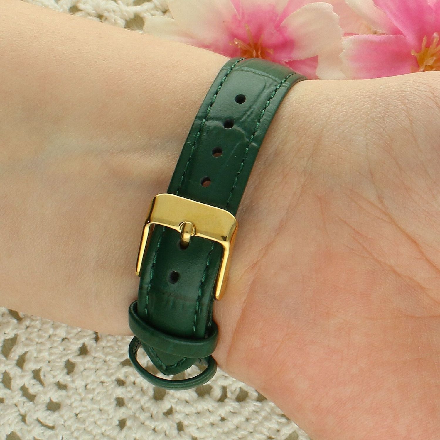 Lorus RG242YX9 damski zegarek złoty PVD – zielona tarcza.webp