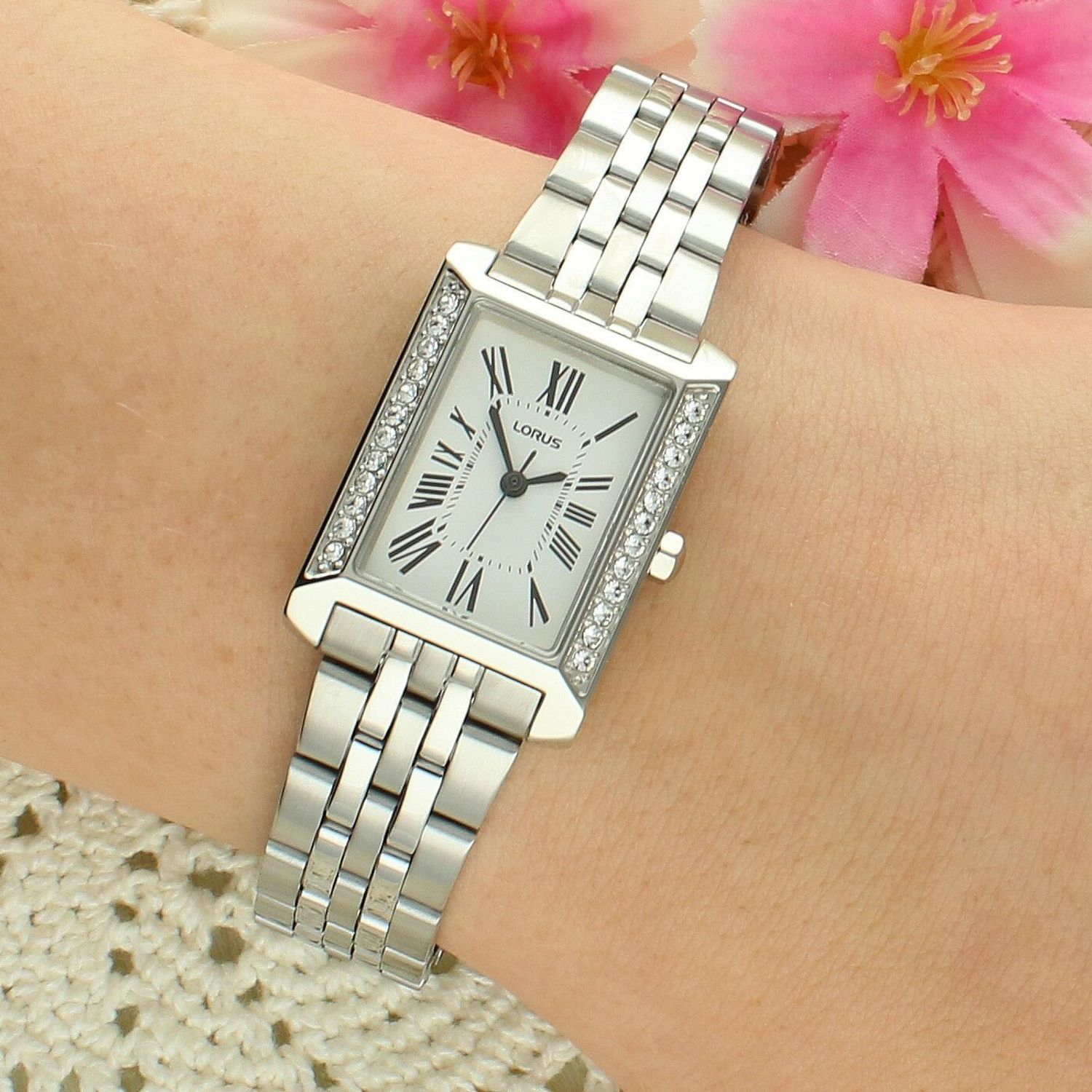 Lorus RG245YX9 Damski Zegarek Srebrny Bransoleta Cyrkonie.webp