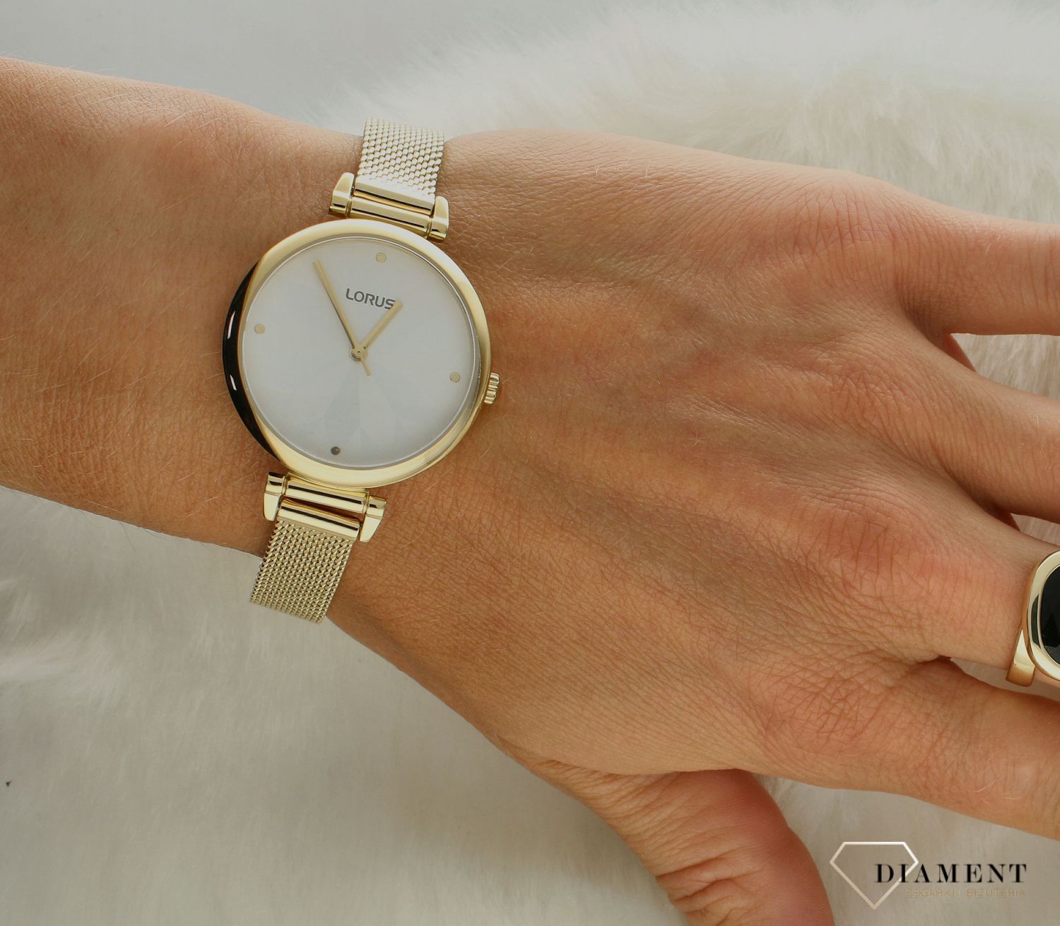 Zegarek damski na bransolecie Lorus RG260TX9.jpg