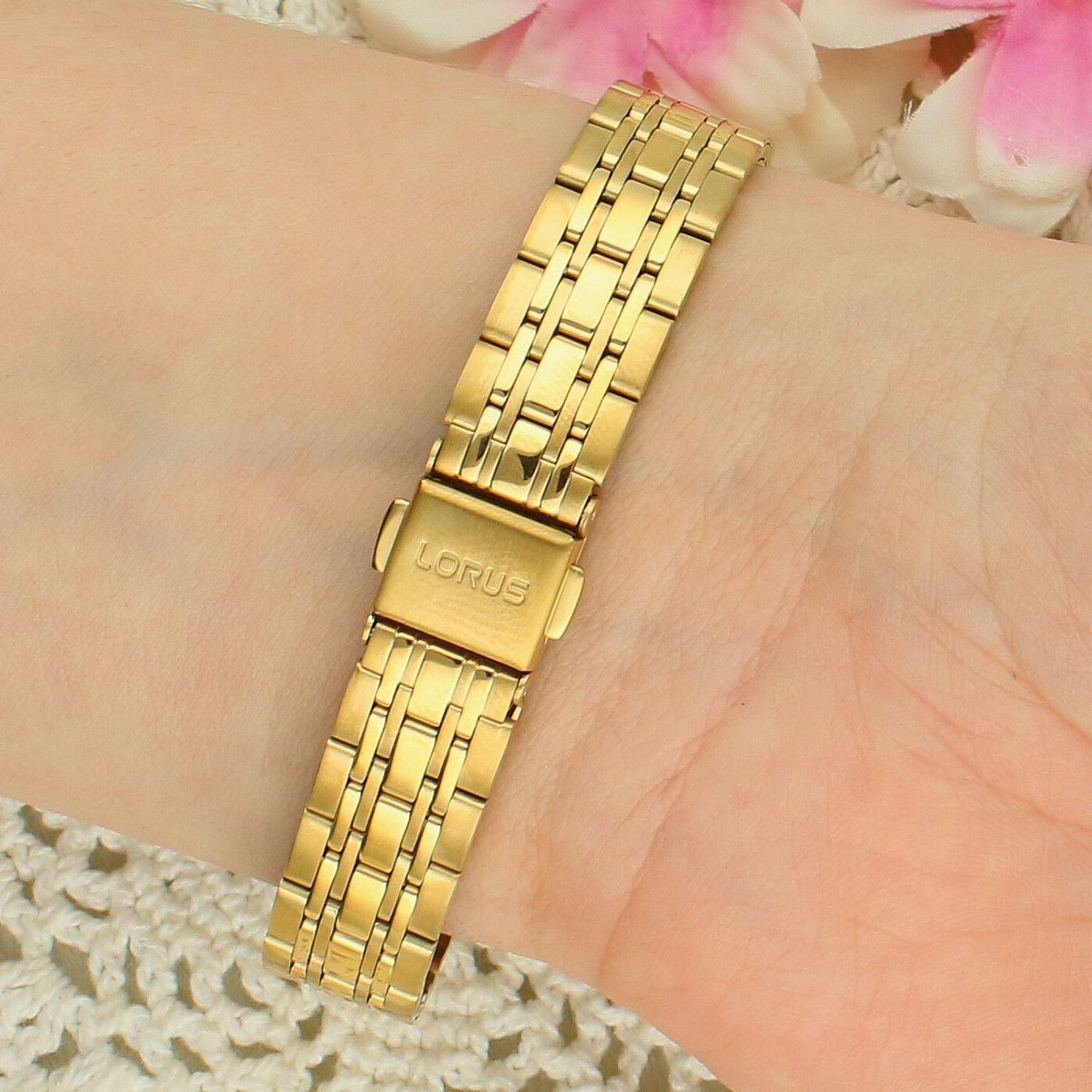 Lorus RG266XX9 damski zegarek złoty PVD – srebrna tarcza cyrkonie.jpg