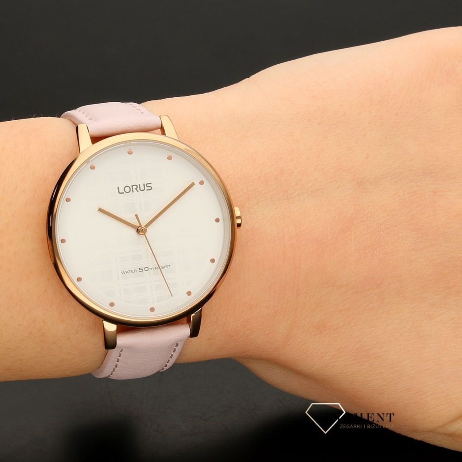 Zegarek Lorus damski Fashion RG270PX9.jpg