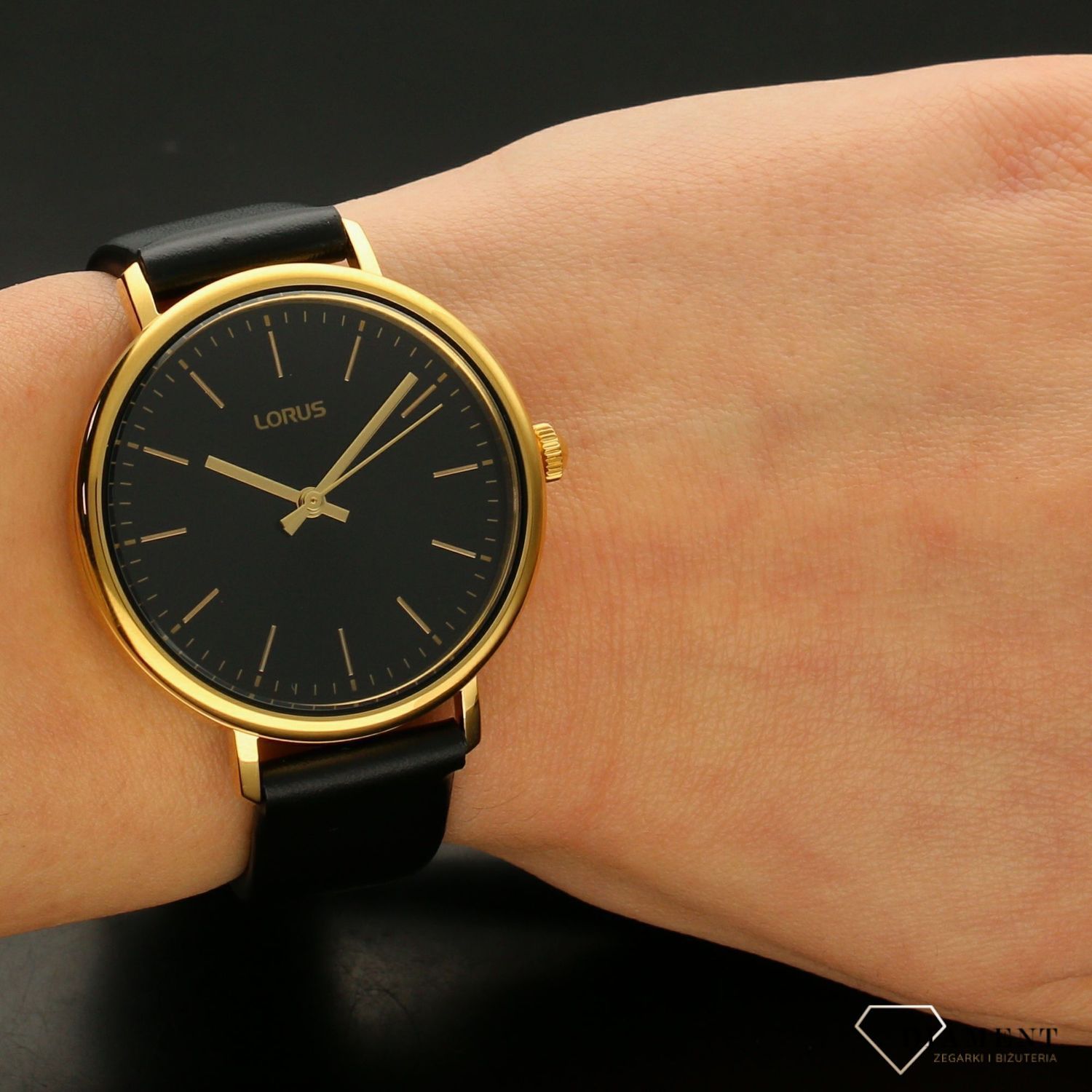 Zegarek damski na pasku Lorus czarno-złoty RG270RX9.jpg