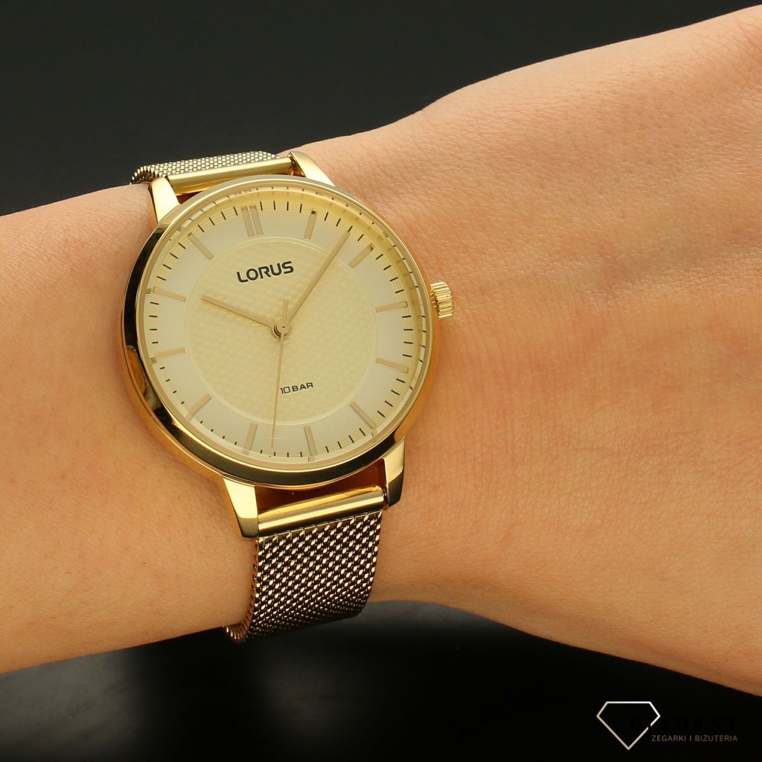 Zegarek damski na bransolecie Lorus RG274TX9 w kolorze złota..jpg