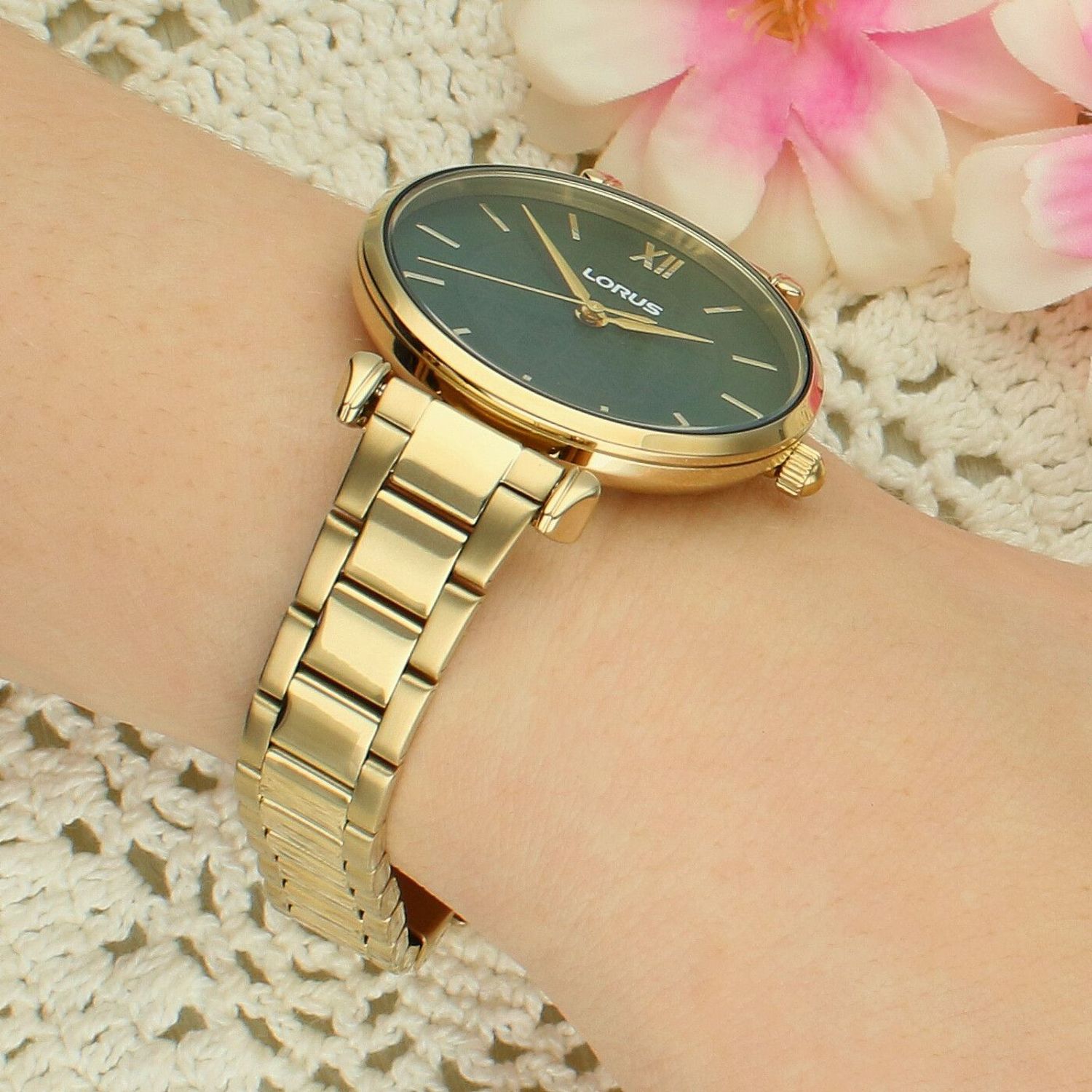 Lorus RG278YX9 damski zegarek złoty zielona tarcza – klasyczny fashion.jpg
