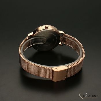 Zegarek damski LORUS 'Różowa klasyka' na bransolecie RG280UX9. Zegarek damski w modnym kolorze różowego złota. Tarcza zegarka zachowana w białym kolorze z wyraźnymi (5).jpg