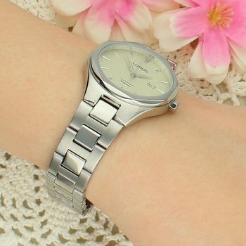 Lorus RH751BX9 Damski Zegarek Srebrny Szafir Stalowa Bransoleta Datownik 50M Klasyczny fashion.jpg