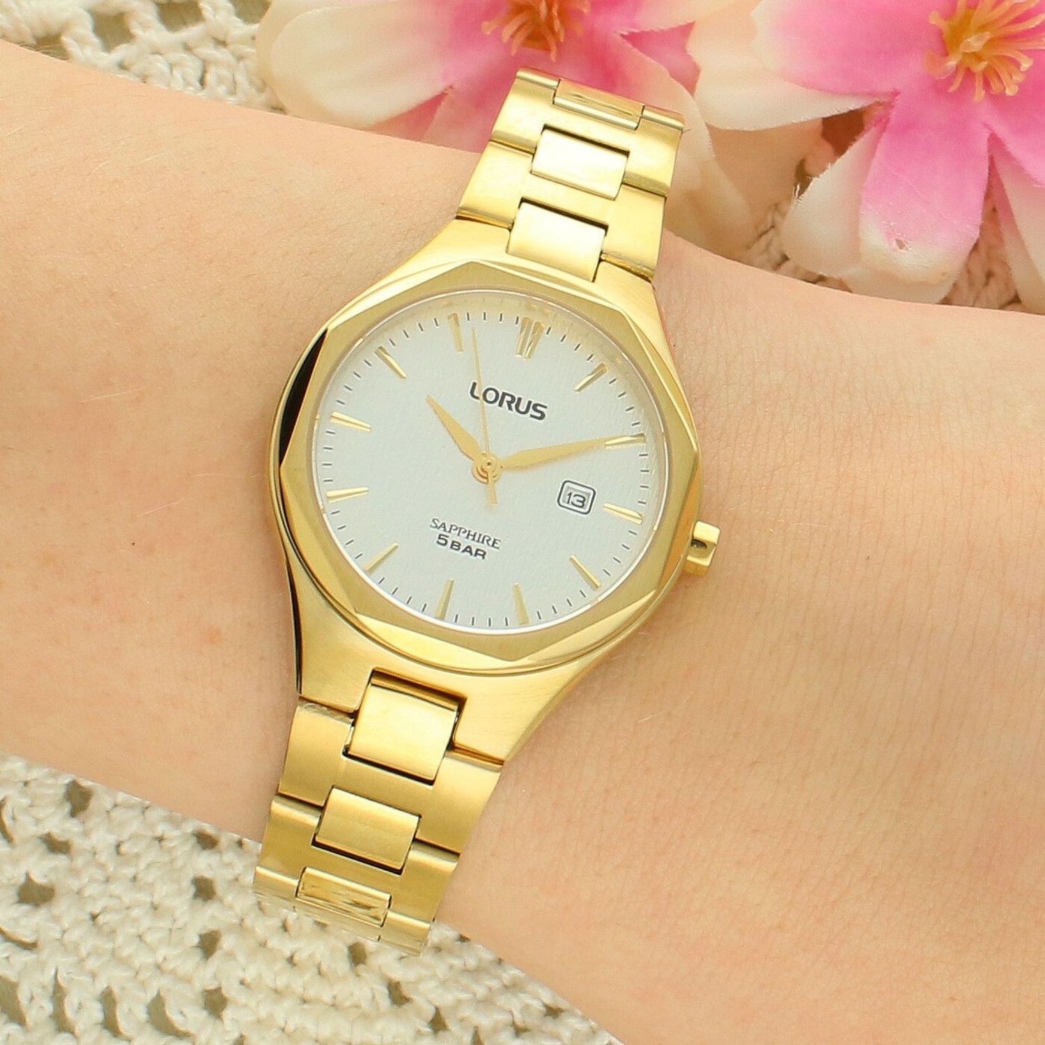 Lorus RH756BX9 Zegarek Damski Classic Lady Złoty Srebrna Tarcza Szafir.jpg